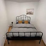 Modern 2-room-apartment in Leipzig-Altlindenau - near city center - Netflix included