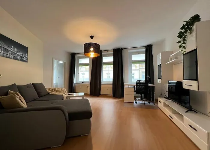 Modern 2-room-apartment in Leipzig-Altlindenau - near city center - Netflix included