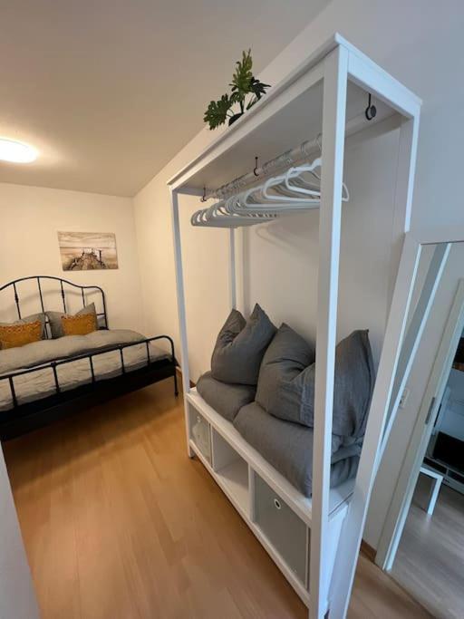 R&l Uhlandstrasse Apartment